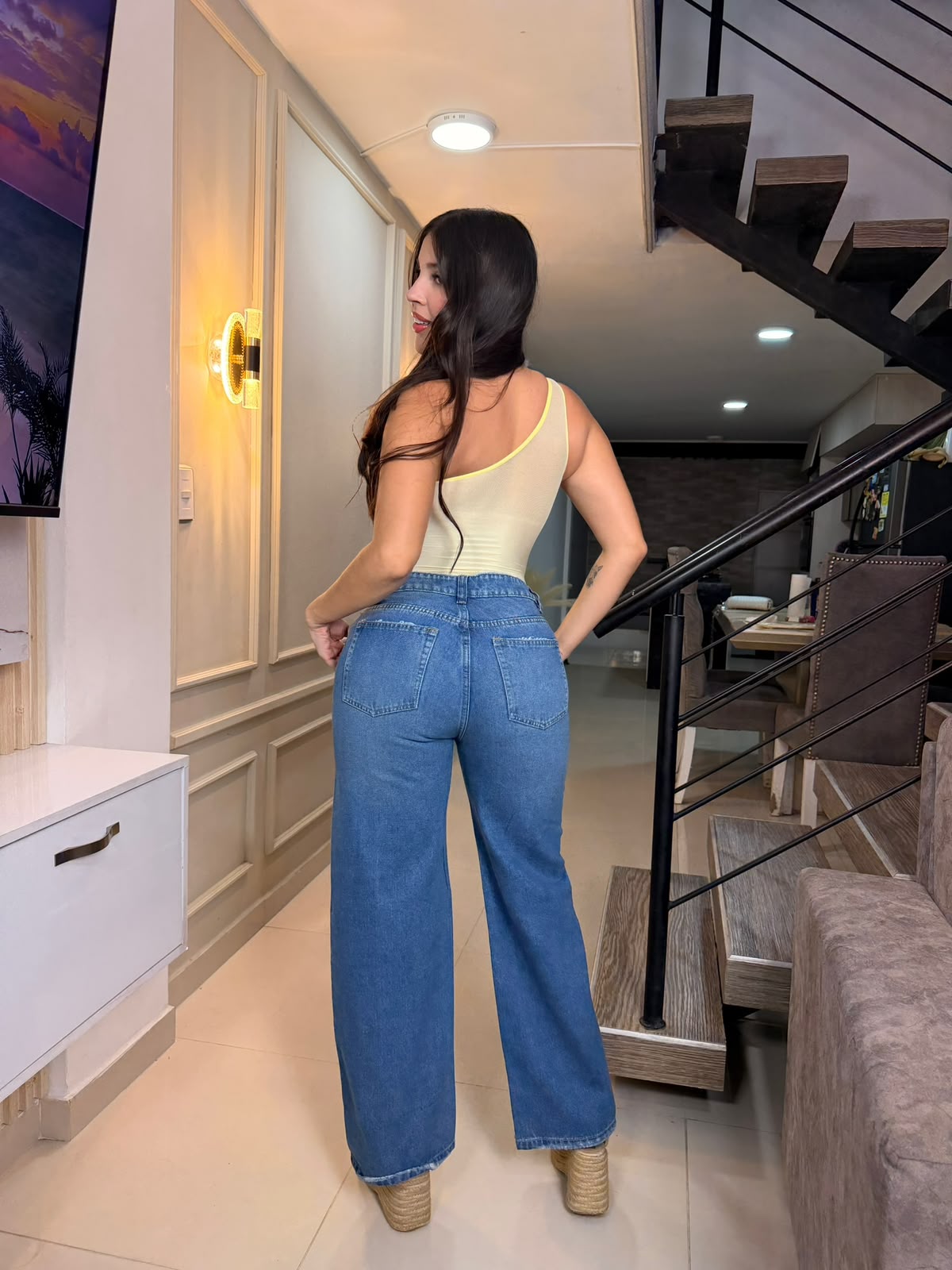 JEANS BRILLOS BOTA RECTA ESTROLLER PRETINA